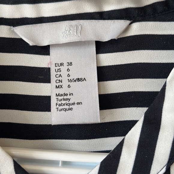 H&M strip button up - Picture 2 of 4